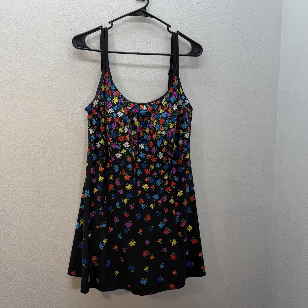 Great Lengths One-Piece Swimsuit Swim Dress Tummy Control Size 16 Black Floral